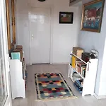 Fueloep Apartmanhaz * 벌러톤세페즈드