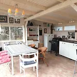 아파트 Fueloep Apartmanhaz