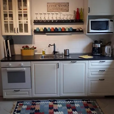 Fueloep Apartmanhaz