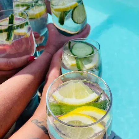 Fueloep Apartmanhaz *