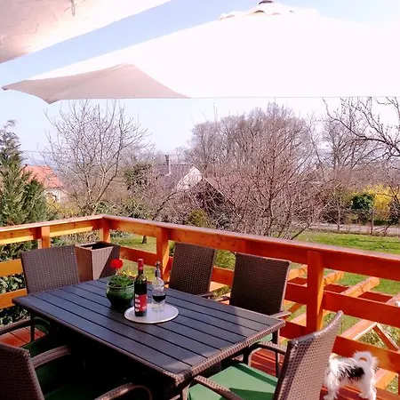 Fulop Apartmanhaz Apartmán Balatonszepezd