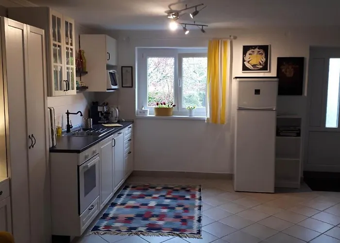 Fueloep Apartmanhaz 아파트 벌러톤세페즈드