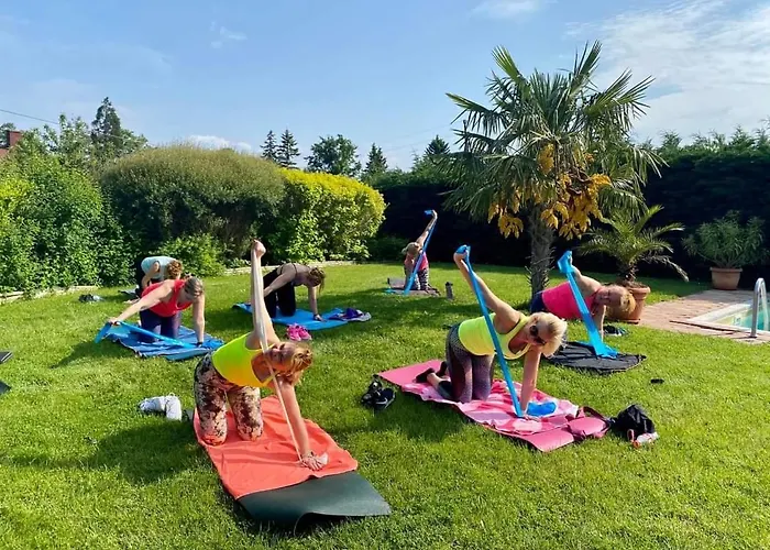 Fueloep Apartmanhaz 아파트 벌러톤세페즈드