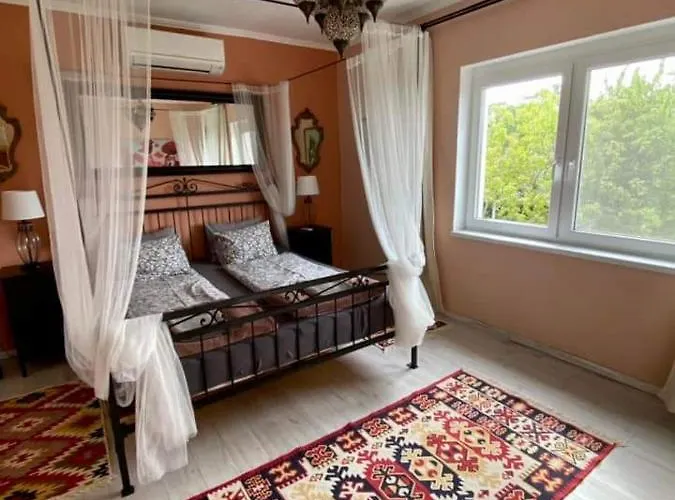 Fueloep Apartmanhaz 아파트