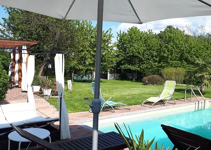 Fueloep Apartmanhaz 아파트