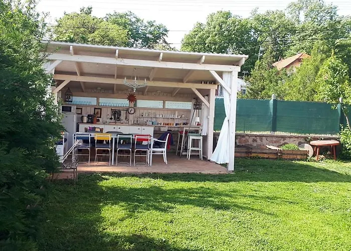 Fueloep Apartmanhaz * 벌러톤세페즈드