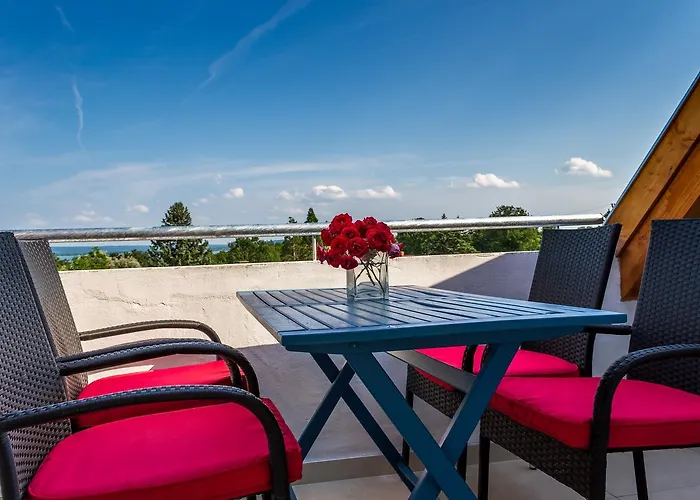 아파트 Fueloep Apartmanhaz *