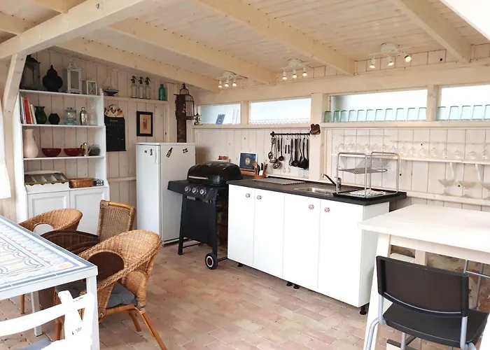 Fueloep Apartmanhaz * 벌러톤세페즈드