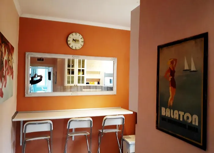 Fueloep Apartmanhaz *